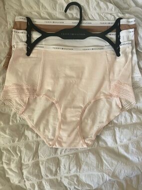 Tommy Hilfiger Women's Lace-Trim High-Waist Briefs - Pale Pink size M 3 pack
